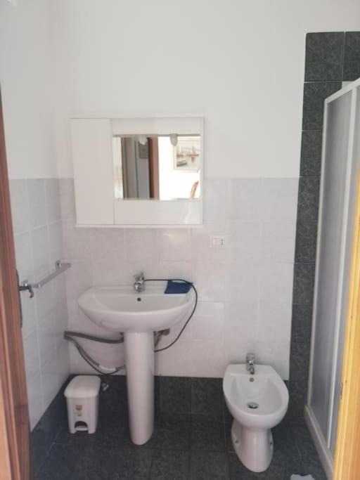 Ferienwohnung La Casa Di Periferia Bari Exterior foto