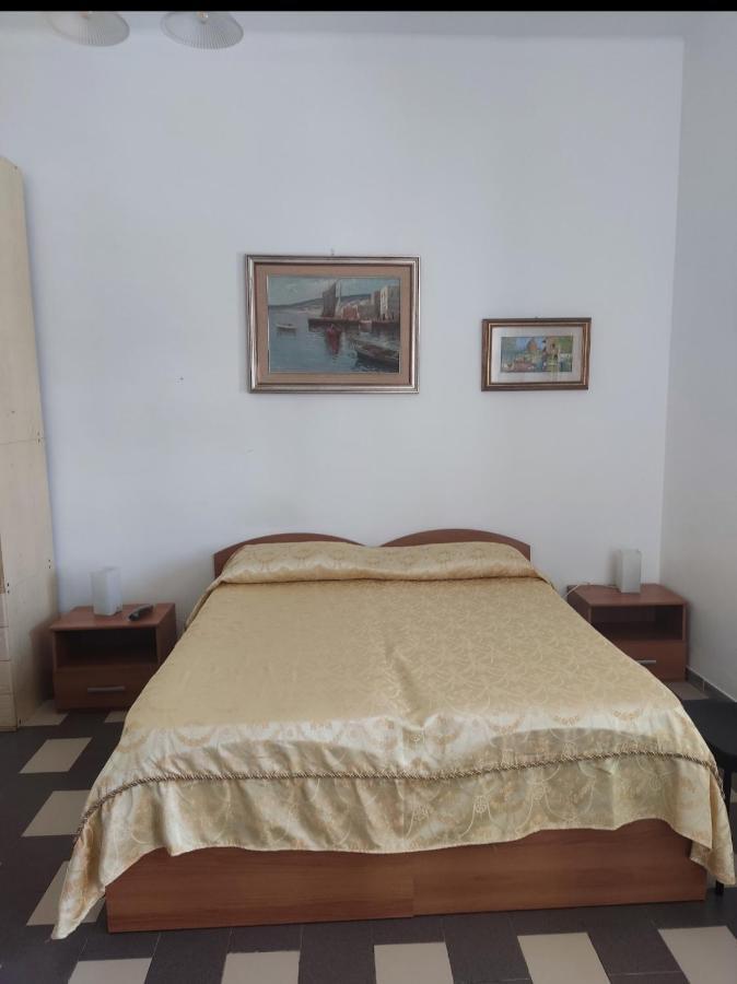 Ferienwohnung La Casa Di Periferia Bari Exterior foto